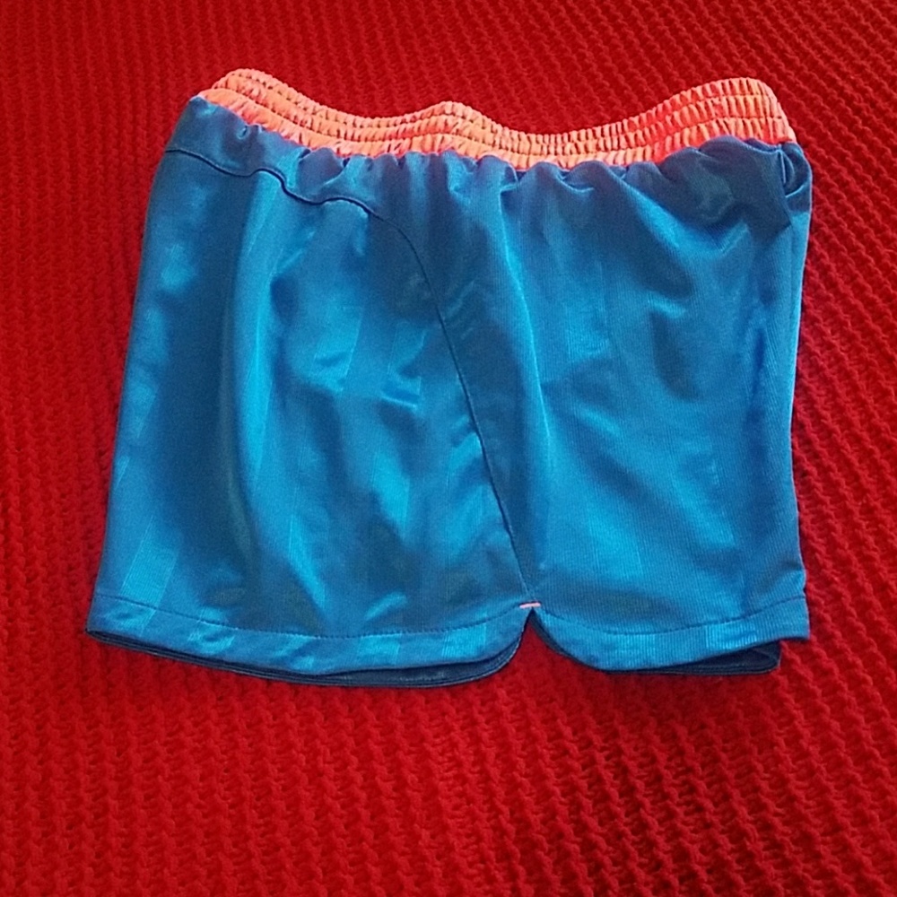 Nike Shorts - Picture 3 of 3
